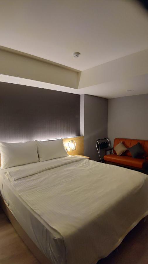Cy Hotel Тайбей Екстер'єр фото