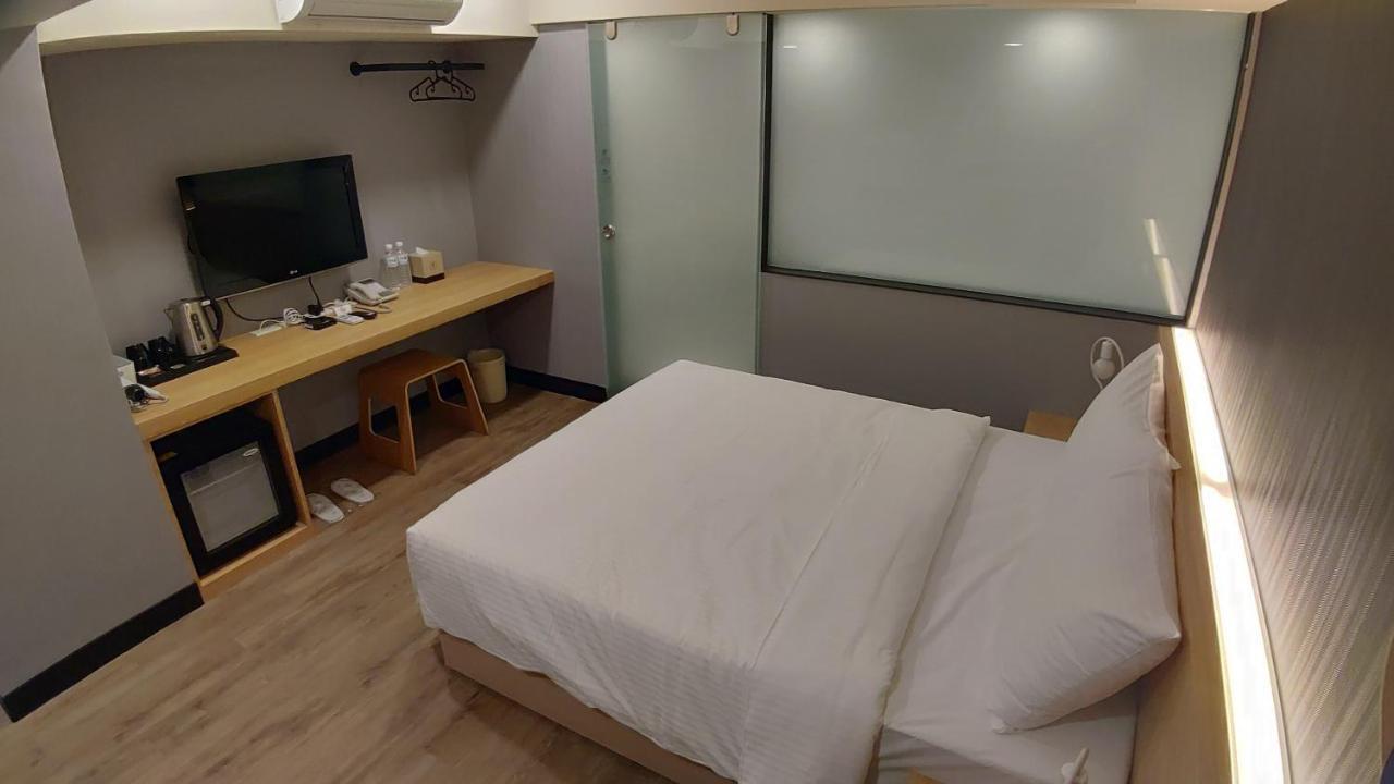 Cy Hotel Тайбей Екстер'єр фото