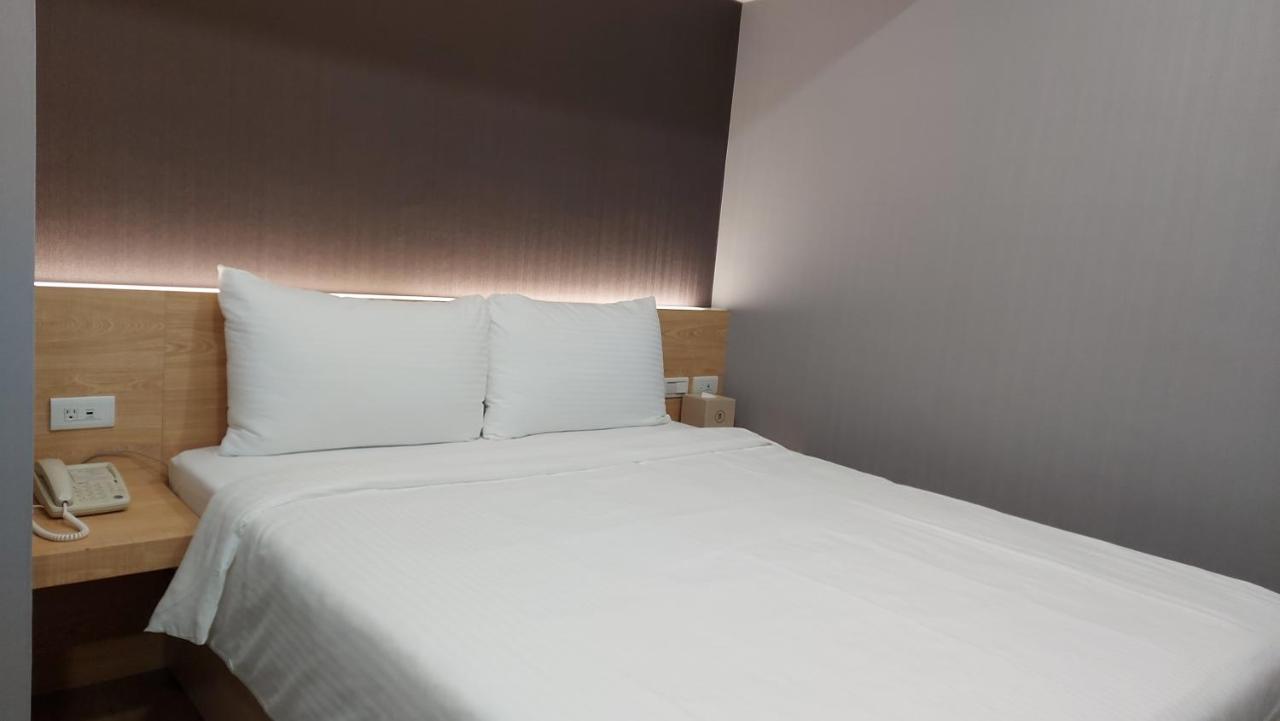 Cy Hotel Тайбей Екстер'єр фото